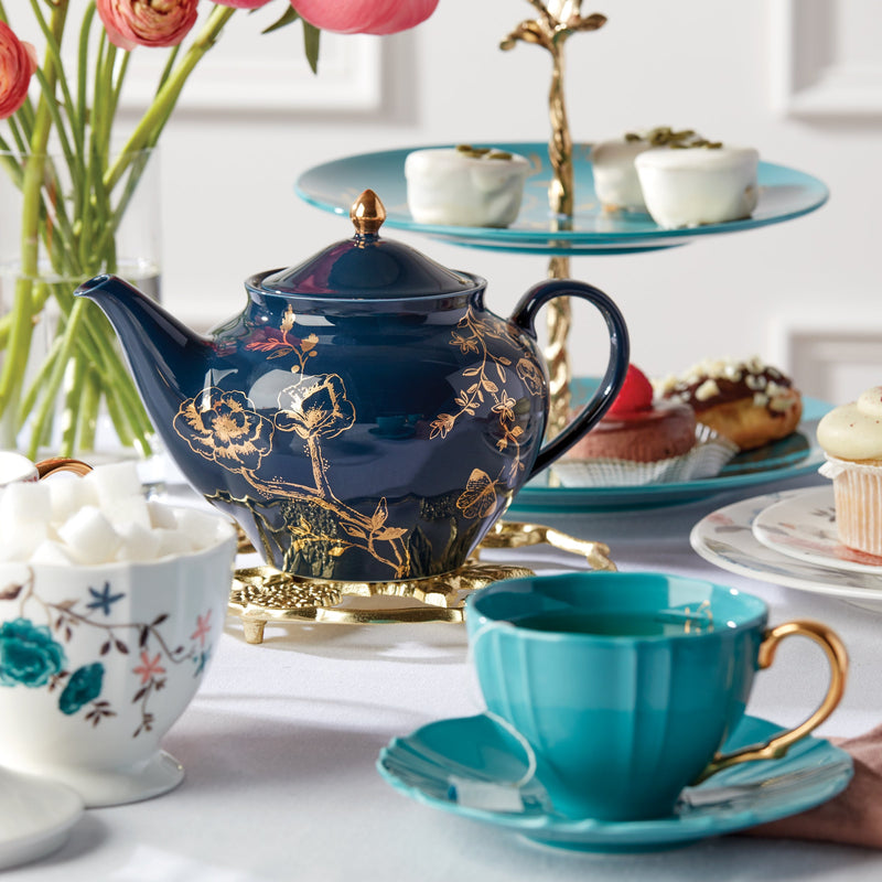 Sprig & Vine Teacup & Saucer - Navy