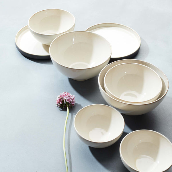 Luna White 8-Piece Dinnerware Set